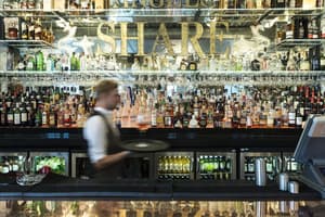 thumbnail: Bar (on property)