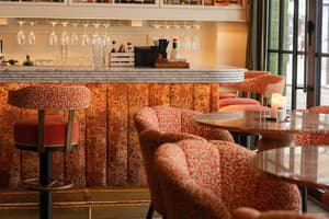 thumbnail: Bar (on property)