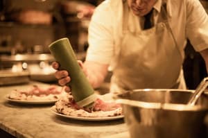 thumbnail: Restaurant