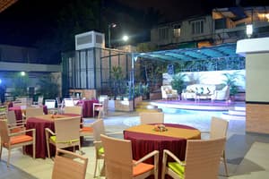 thumbnail: Outdoor banquet area