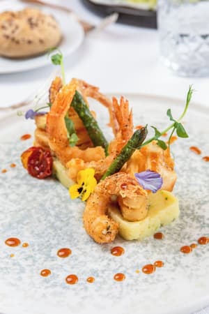 thumbnail: Restaurant