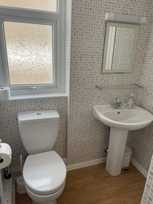 thumbnail: Bathroom