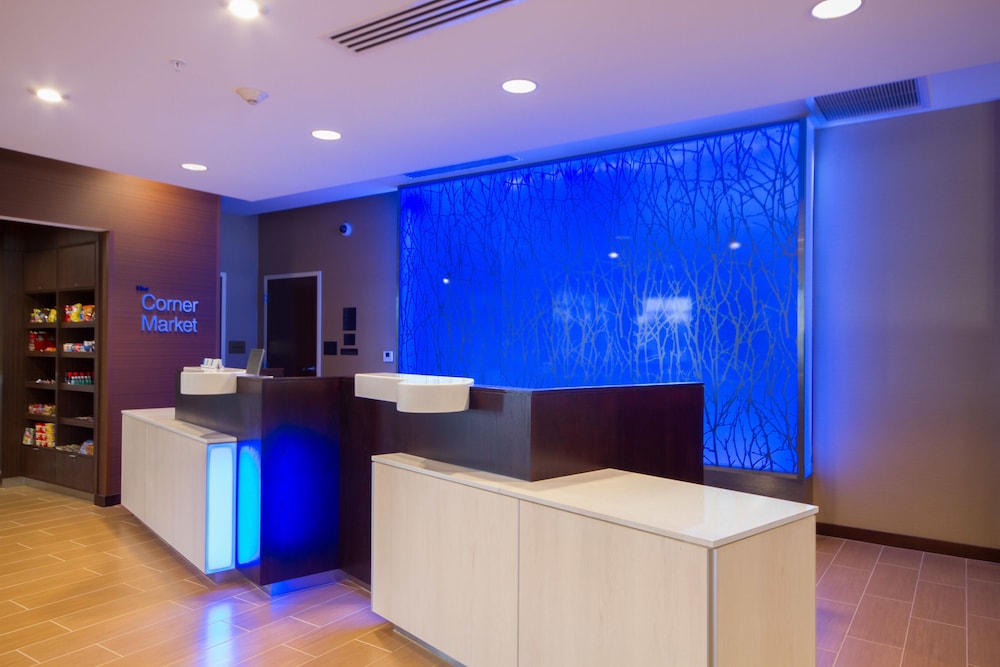 Check-in/check-out kiosk