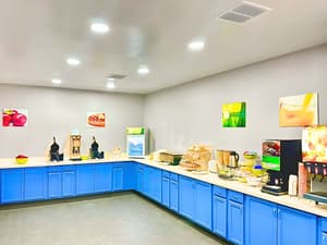 thumbnail: Breakfast area