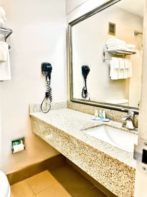 thumbnail: Bathroom
