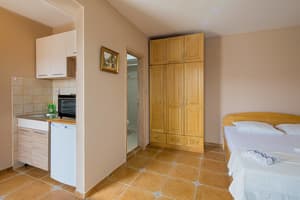 thumbnail: Private kitchenette