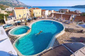 thumbnail: Outdoor pool