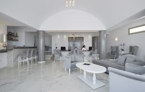 thumbnail: Reception