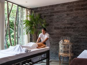 thumbnail: Massage