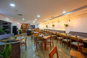 thumbnail: Restaurant