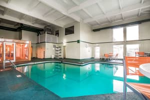 thumbnail: Pool