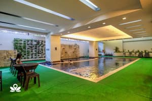 thumbnail: Pool