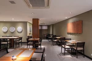 thumbnail: Restaurant