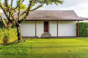 thumbnail: Exterior