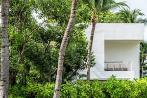 thumbnail: Garden view