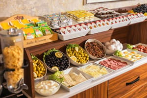thumbnail: Breakfast buffet