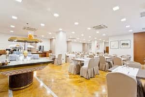 thumbnail: Breakfast area
