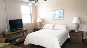 thumbnail: In-room dining