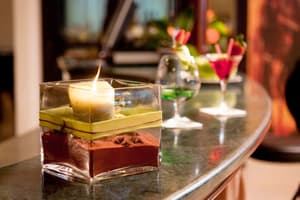 thumbnail: Bar (on property)