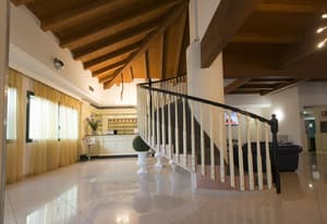 thumbnail: Staircase