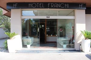 thumbnail: Property entrance