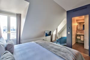 thumbnail: Room