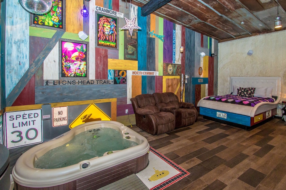 Private spa tub