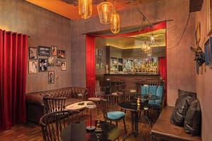 thumbnail: Bar (on property)
