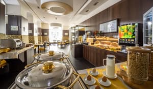 thumbnail: Breakfast buffet