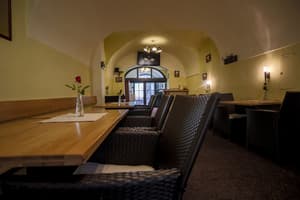thumbnail: Breakfast area