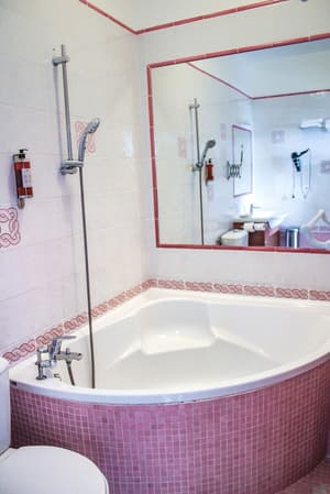 thumbnail: Bathroom