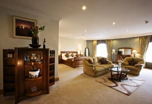 thumbnail: General view