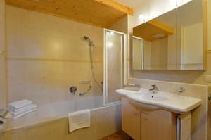 thumbnail: General view