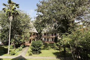 thumbnail: Property grounds