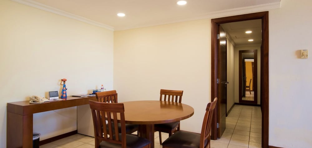 In-room dining