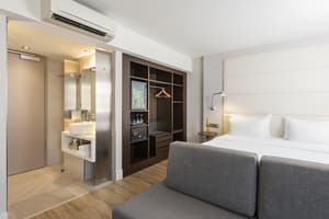 thumbnail: Room