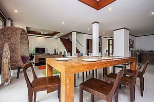thumbnail: In-room dining