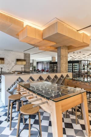 thumbnail: Restaurant