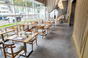 thumbnail: Restaurant