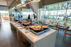 thumbnail: Restaurant