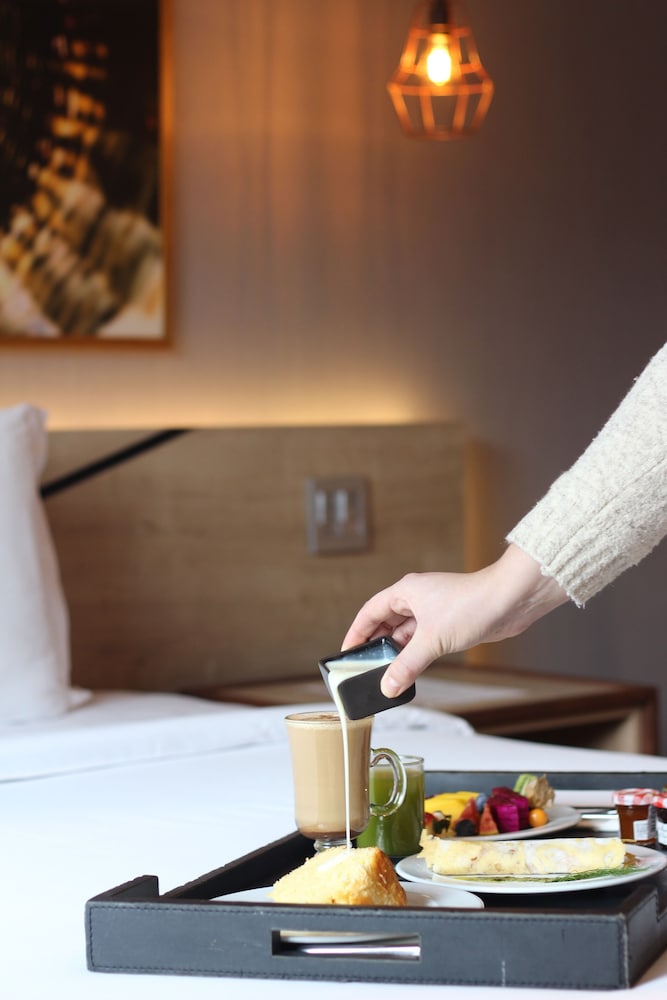 In-room dining