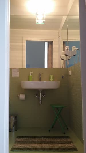 thumbnail: Bathroom