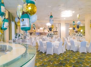 thumbnail: Banquet hall