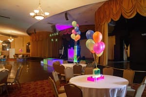 thumbnail: Banquet hall