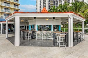 thumbnail: Bar (on property)
