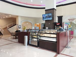 thumbnail: Cafe