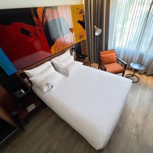 thumbnail: Room