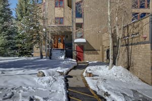 thumbnail: Exterior