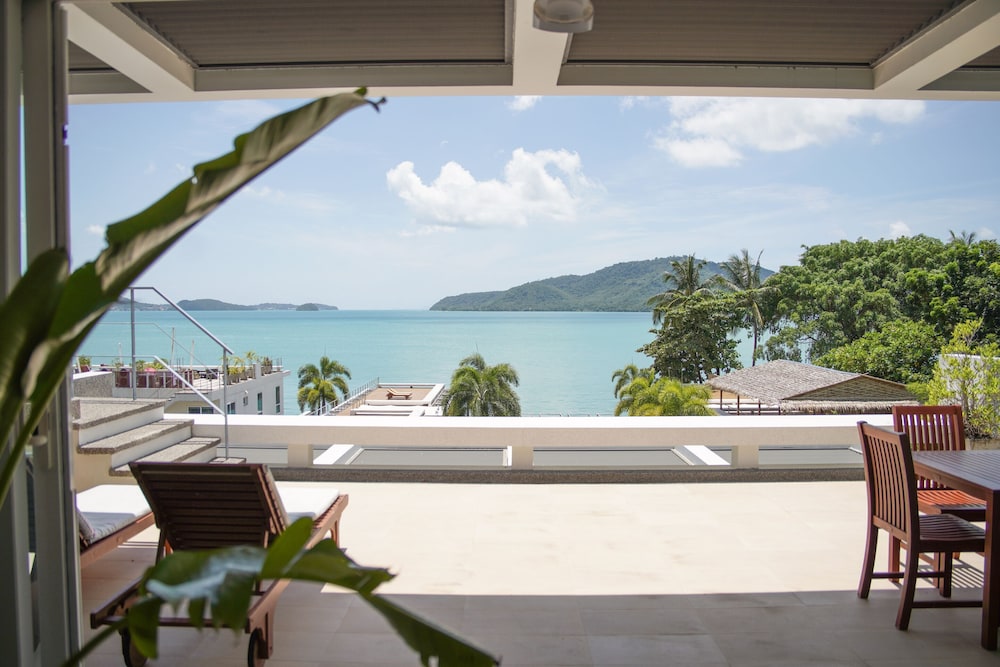 Beach/ocean view