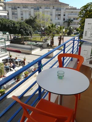 thumbnail: Balcony